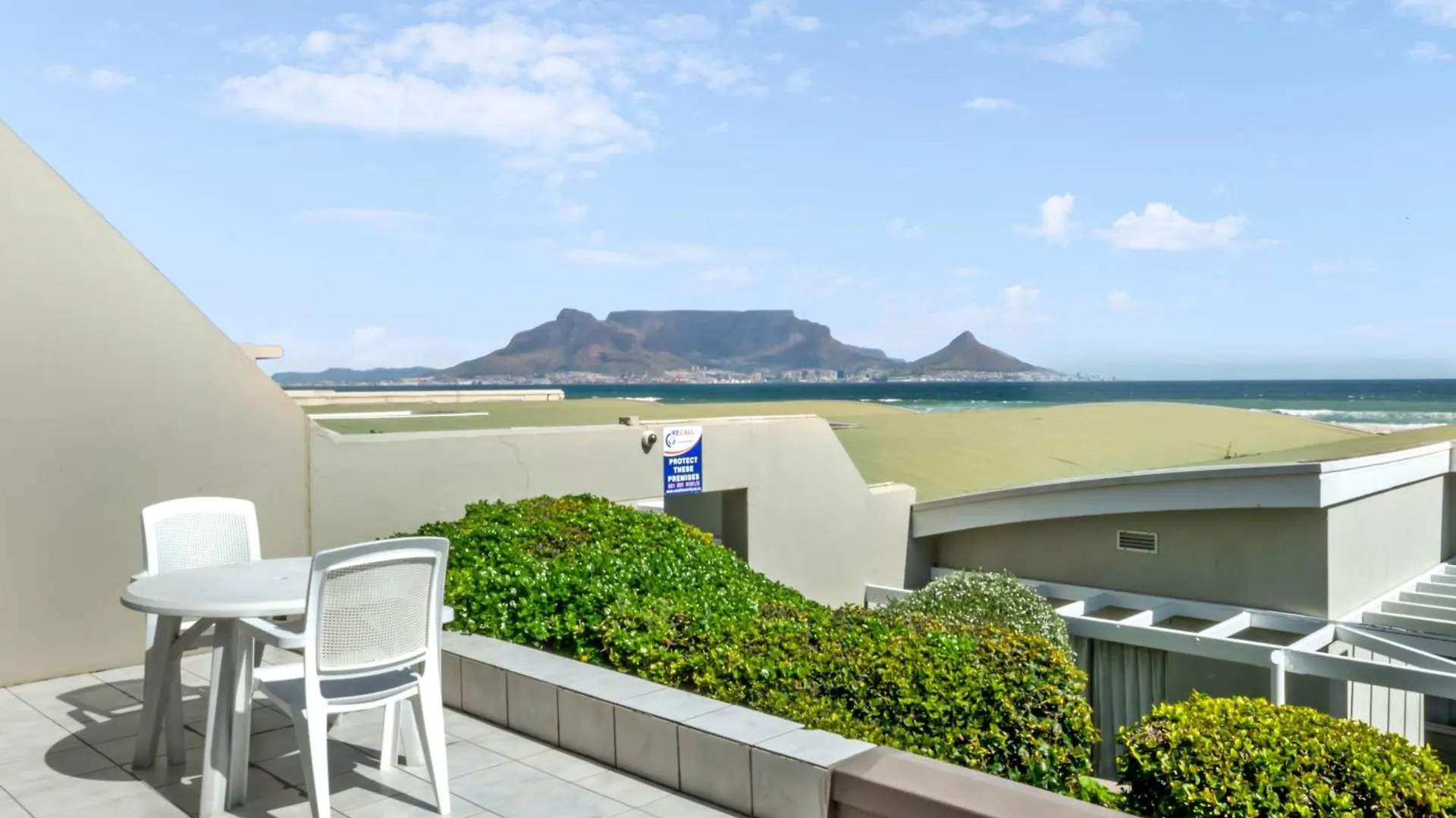 ****  Dolphin Beach Hotel Self Catering Apartments Bloubergstrand South Africa