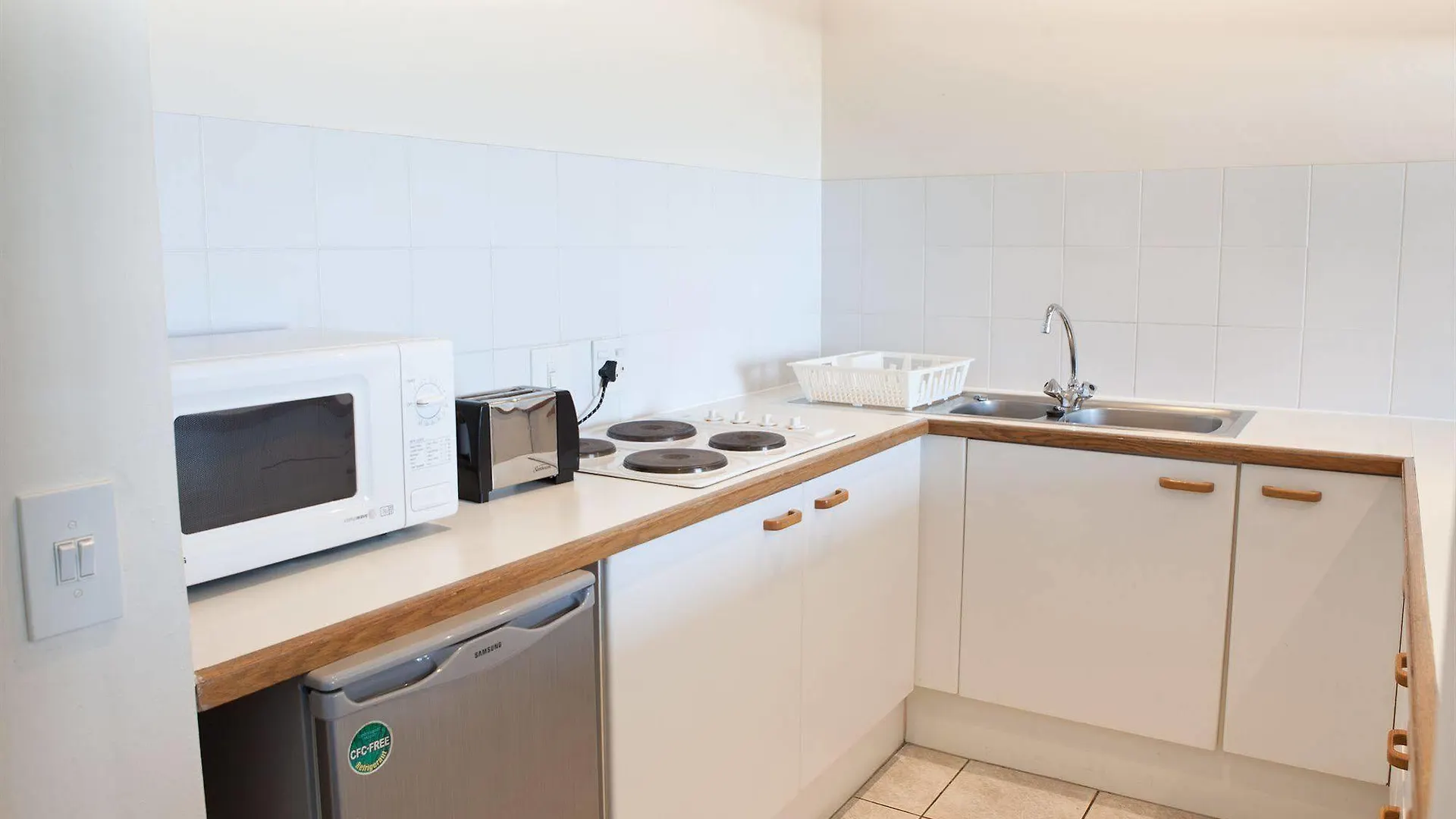 Dolphin Beach Hotel Self Catering Apartments Bloubergstrand