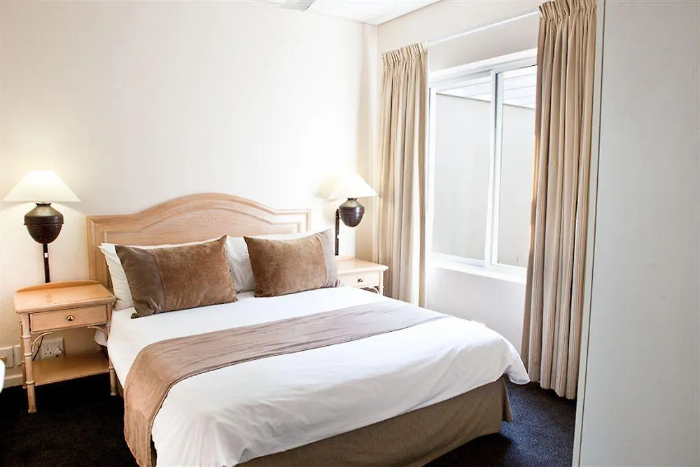 Dolphin Beach Hotel Self Catering Apartments Bloubergstrand